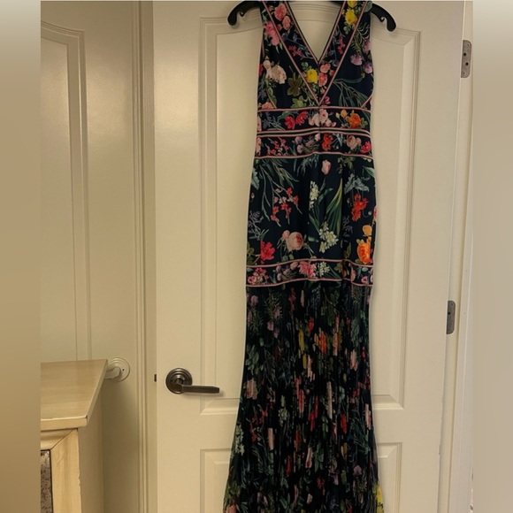 Tadashi Shoji Floral Dress - Picture 1 of 3